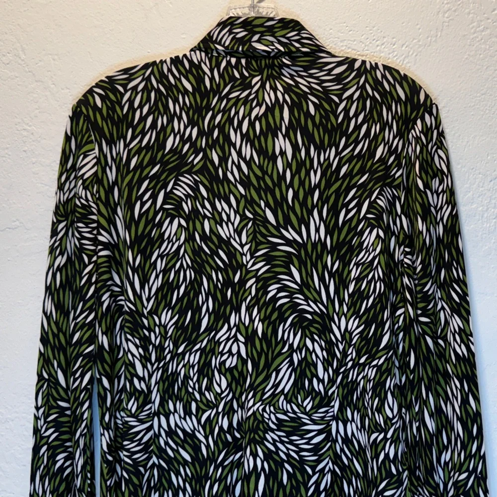 Tory Burch 100% Silk Green Leaf Print Button-Down Blouse Medium (M) Preppy